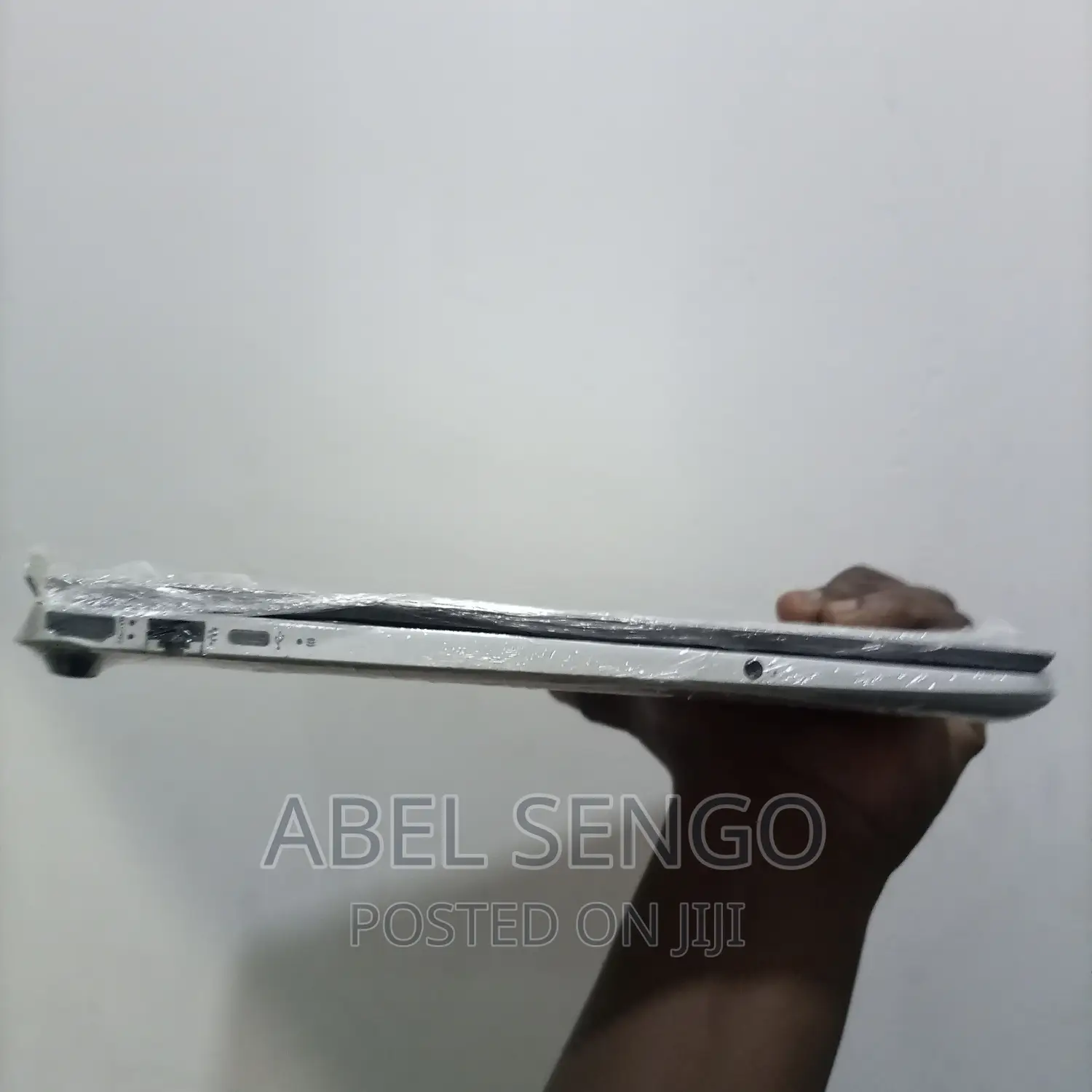 Laptop HP Pavilion 15-Cs3063cl 8GB Intel Core I5 HDD+SSD 500GB