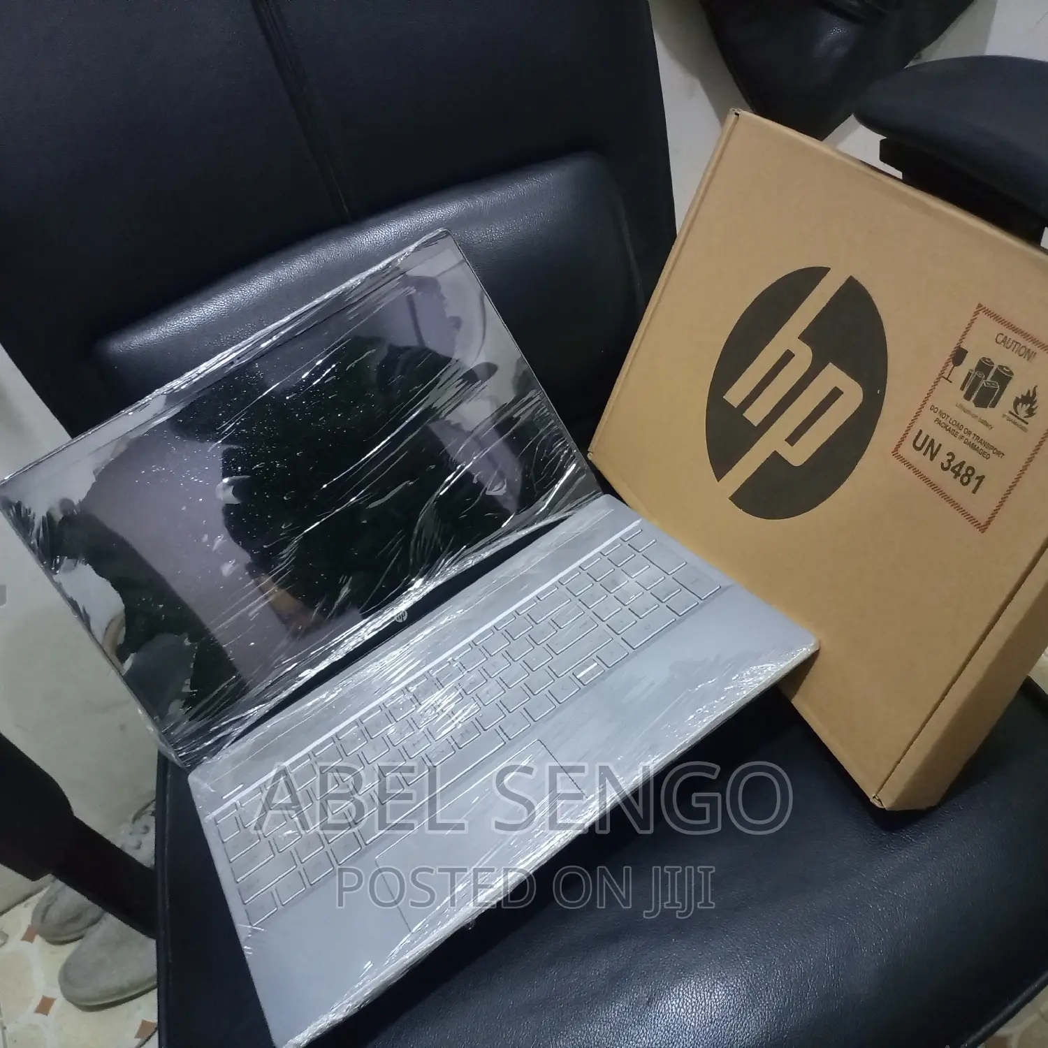 Laptop HP Pavilion 15-Cs3063cl 8GB Intel Core I5 HDD+SSD 500GB