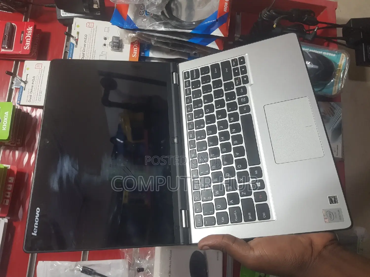 Laptop Lenovo Yoga 2 4GB Intel Pentium HDD 500GB