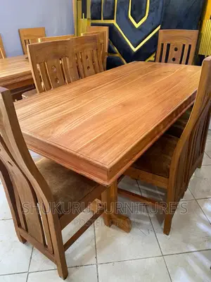Dinning Table 