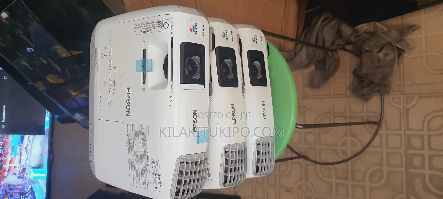 EPSON Projector Eb-X27
