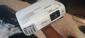 EPSON Projector Eb-S05
