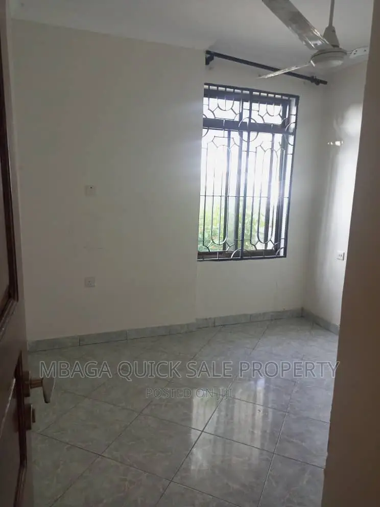 4bdrm House in Bahari Beach, Kunduchi for rent