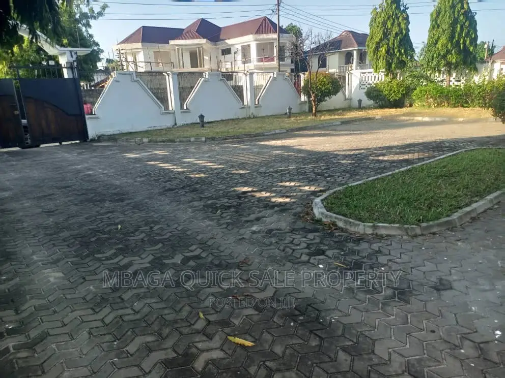 4bdrm House in Bahari Beach, Kunduchi for rent