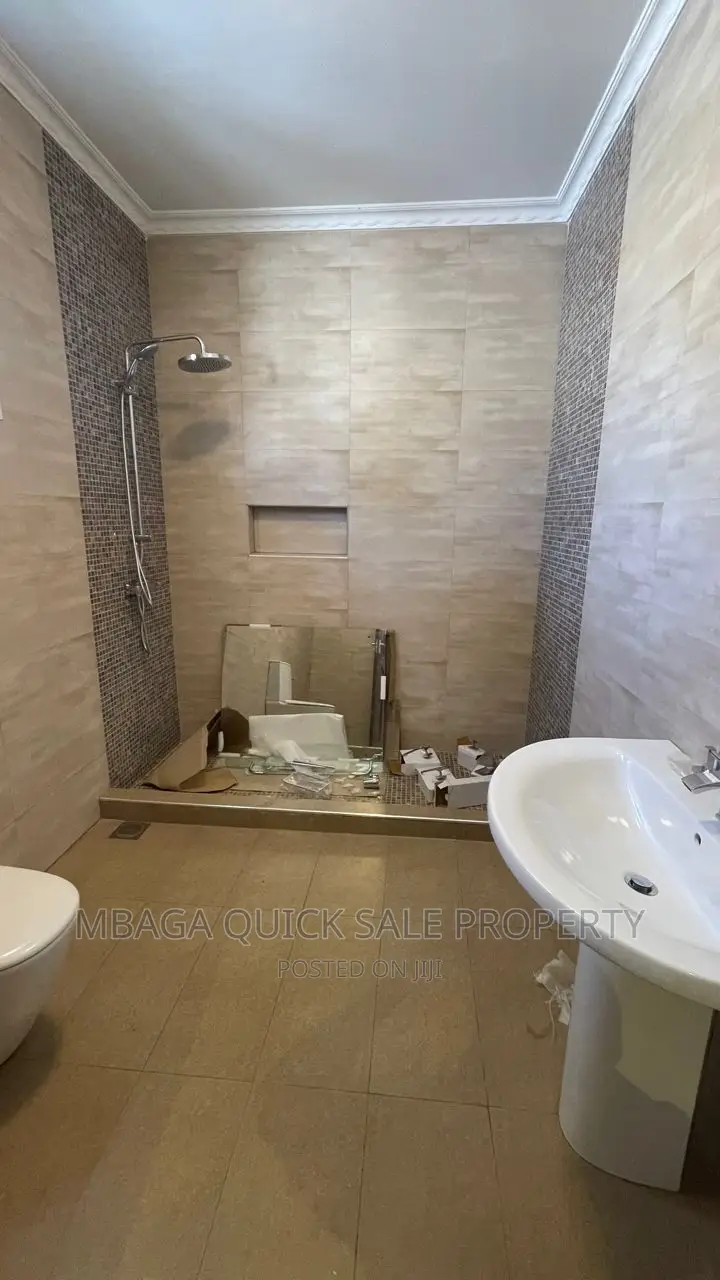 4bdrm House in Msasani for rent