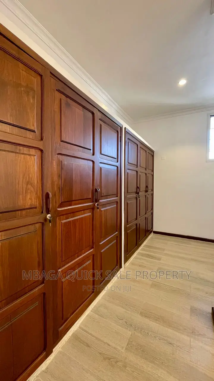 4bdrm House in Msasani for rent