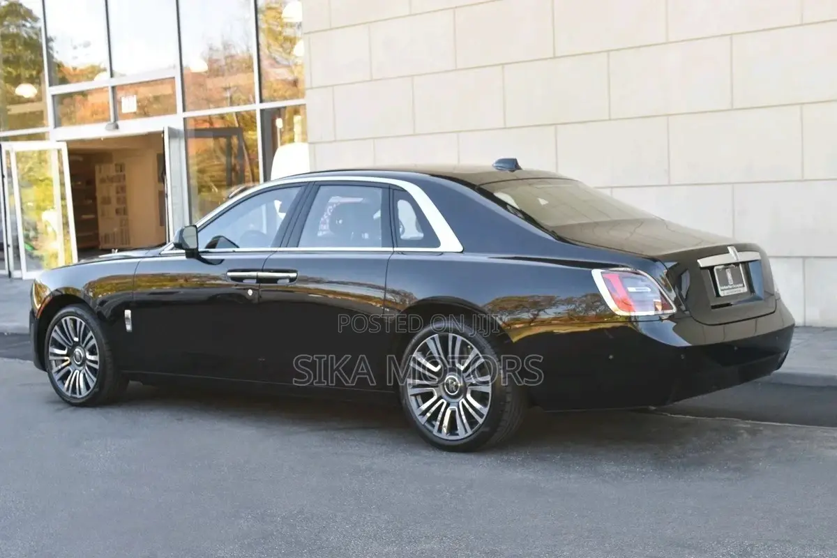 New Rolls-Royce Ghost 2024 Black