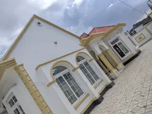 3bdrm Apartment in Mbezi Beach Shoppers for rent
