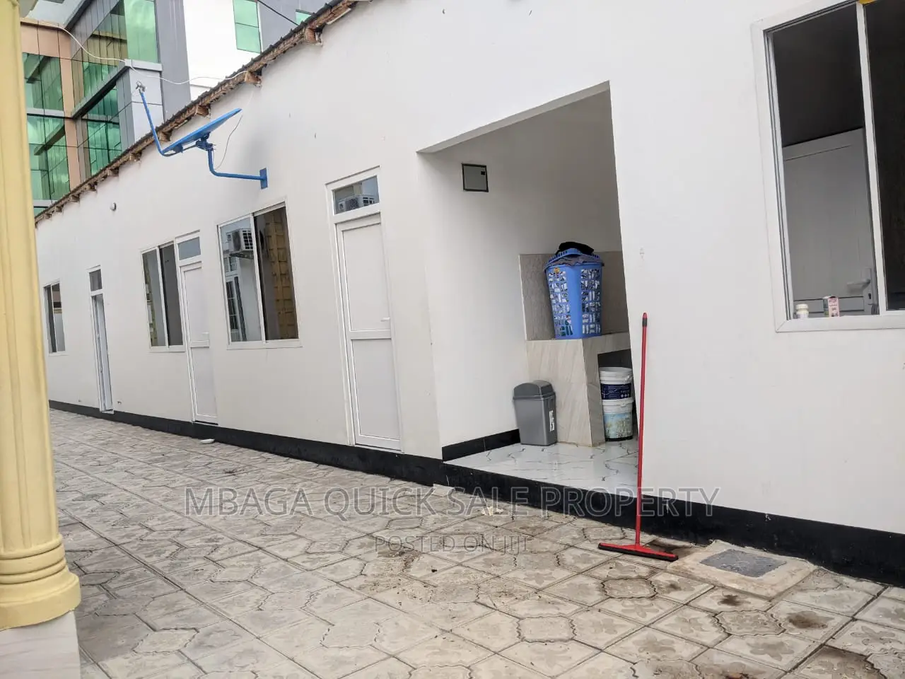 3bdrm Apartment in Mbezi Beach Shoppers for rent