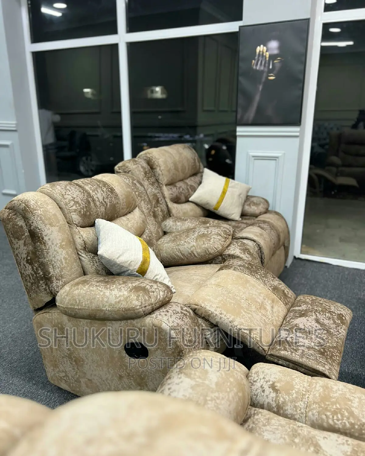 RECLINER Seat 7