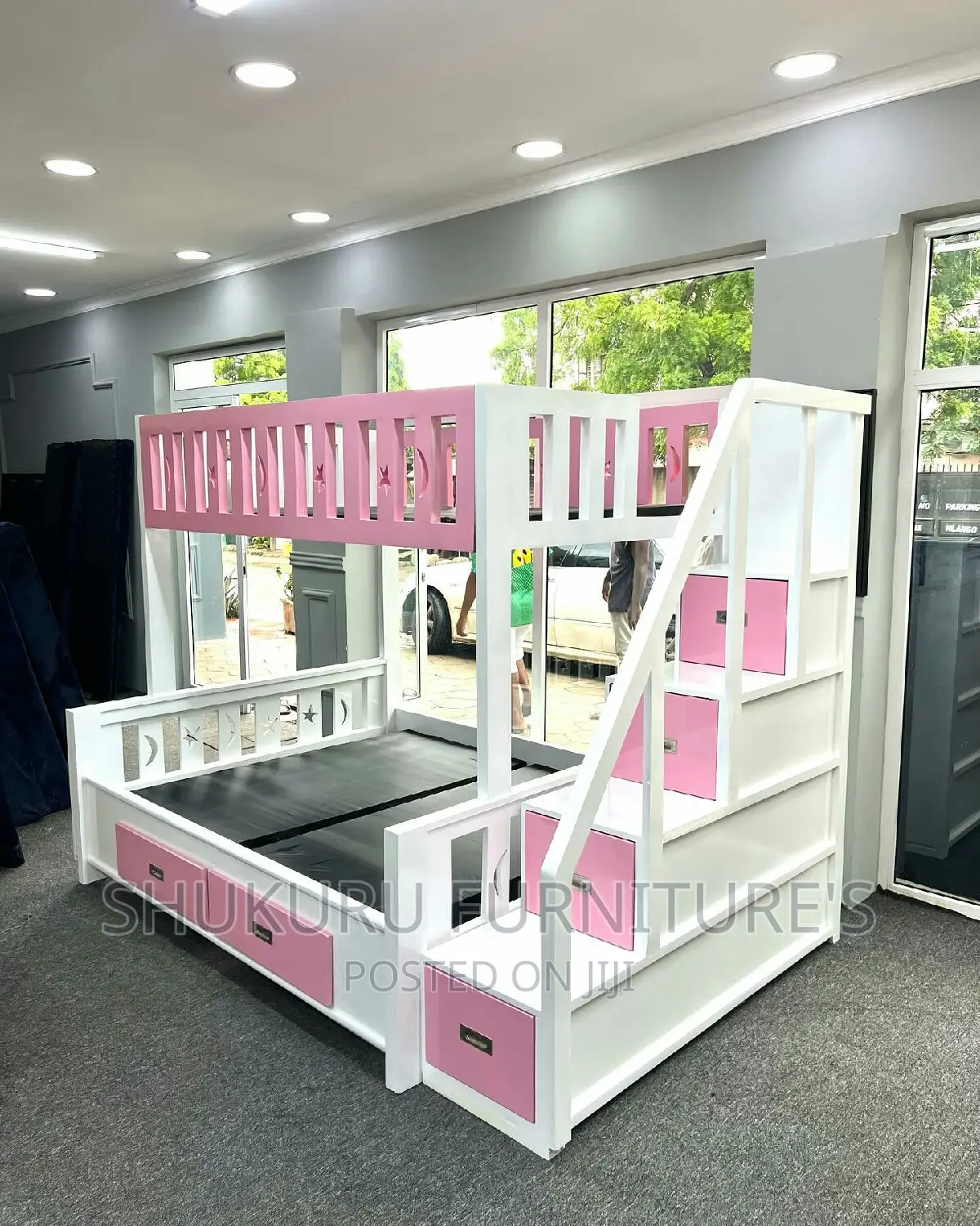 Double Decker Design 