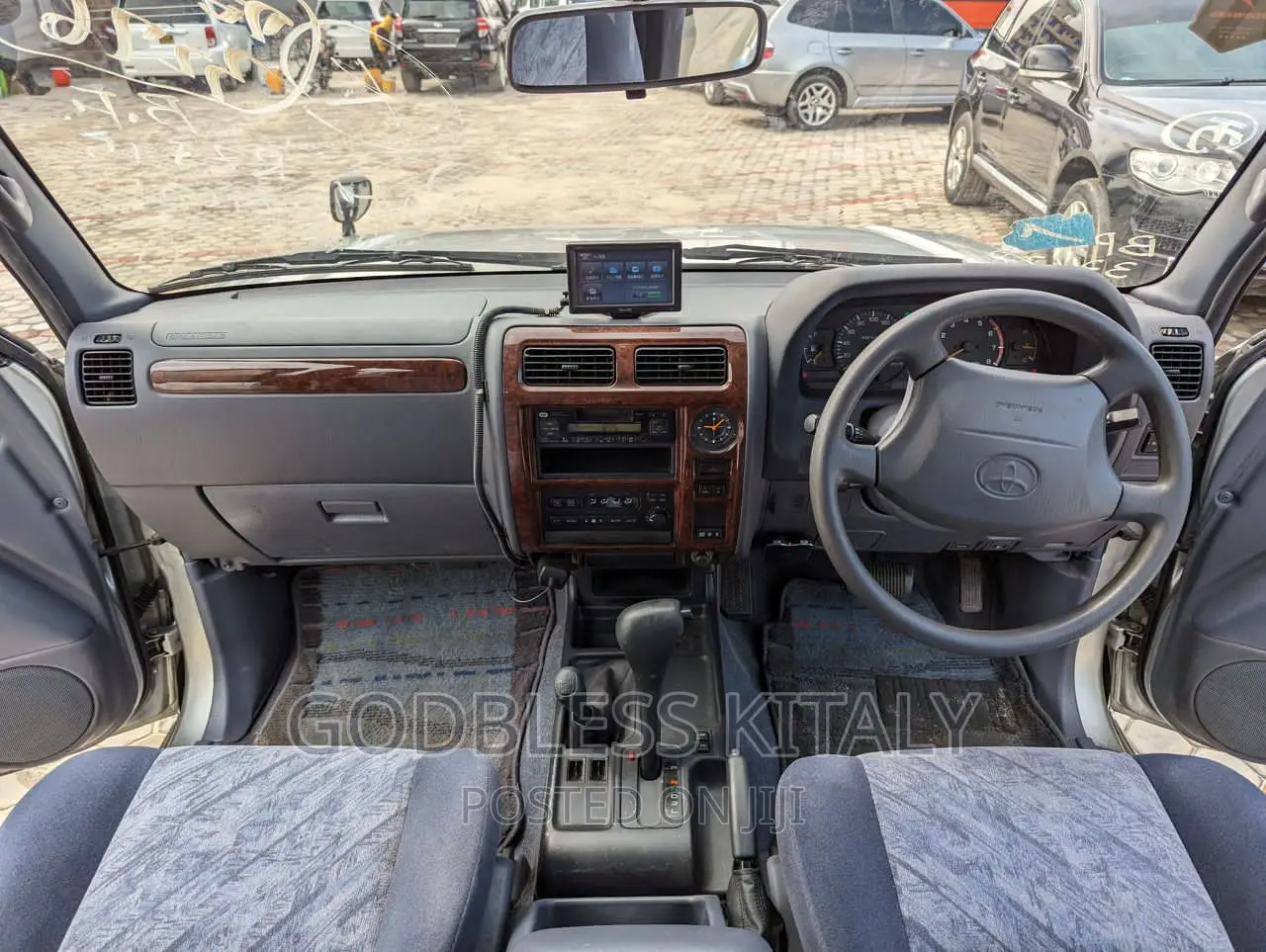 Toyota Land Cruiser Prado 2000 Silver