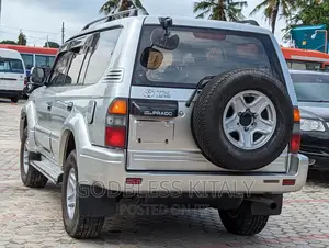 Toyota Land Cruiser Prado 2000 Silver