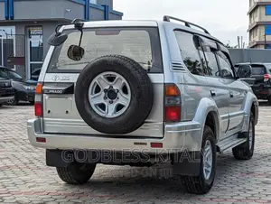 Toyota Land Cruiser Prado 2000 Silver