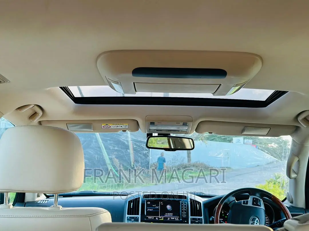 Toyota Land Cruiser 2015 Black
