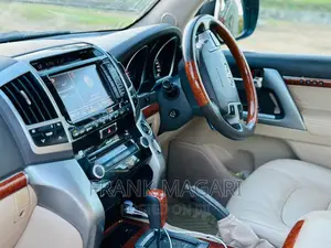 Toyota Land Cruiser 2015 Black