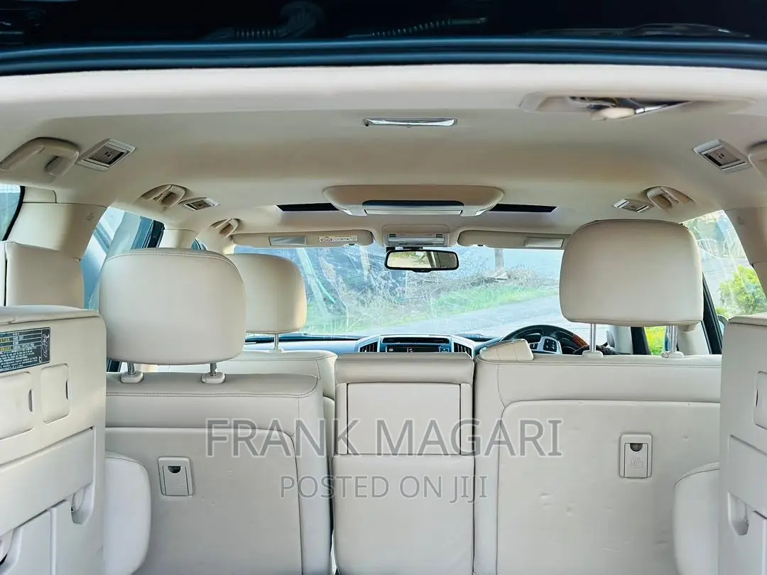 Toyota Land Cruiser 2015 Black
