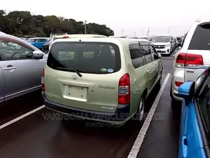 Toyota Probox 2014 Green