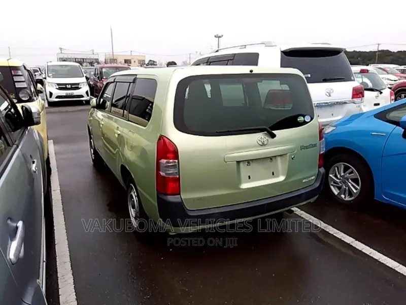 Toyota Probox 2014 Green
