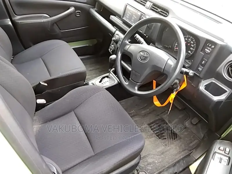 Toyota Probox 2014 Green