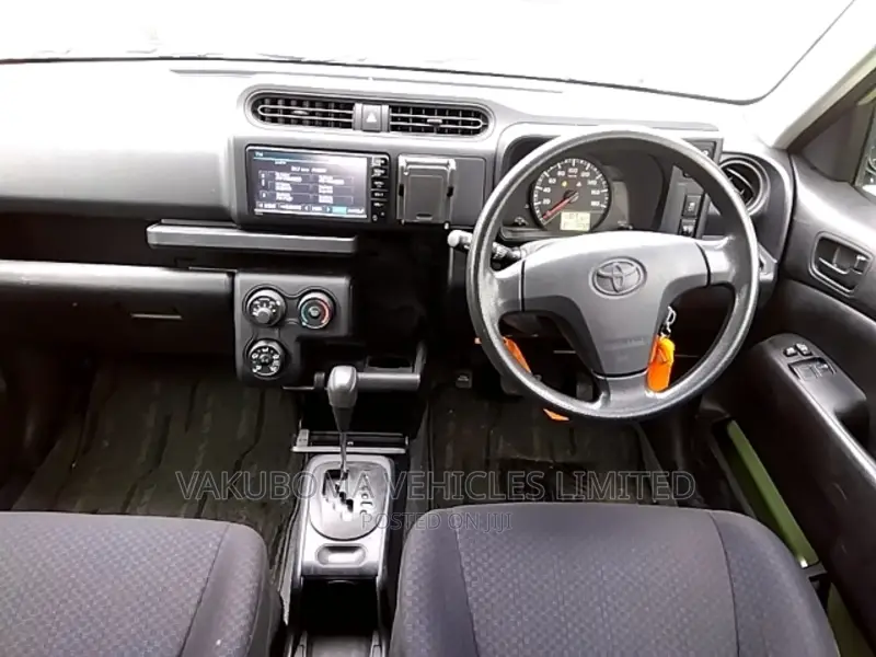 Toyota Probox 2014 Green