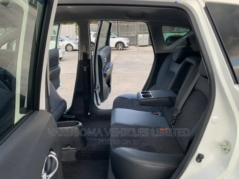 Nissan Note 2013 Pearl
