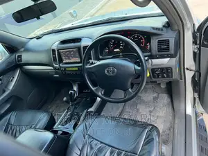 Toyota Land Cruiser Prado 2006 Silver