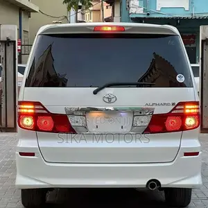 Toyota Alphard 2006 White