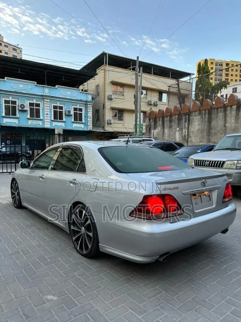 Toyota Crown 2007 Silver