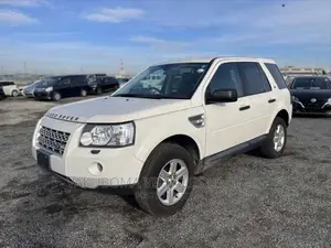 Land Rover Freelander 2010 Pearl