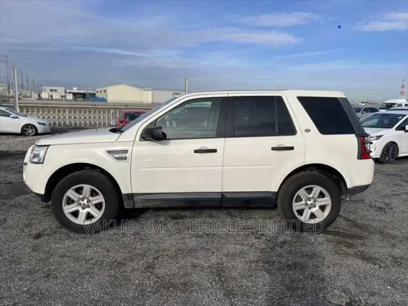 Land Rover Freelander 2010 Pearl