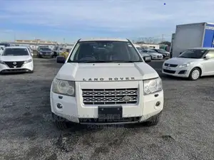 Land Rover Freelander 2010 Pearl