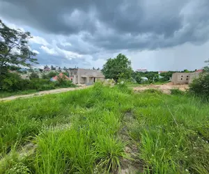 Plot Inauzwa Madale Mwisho