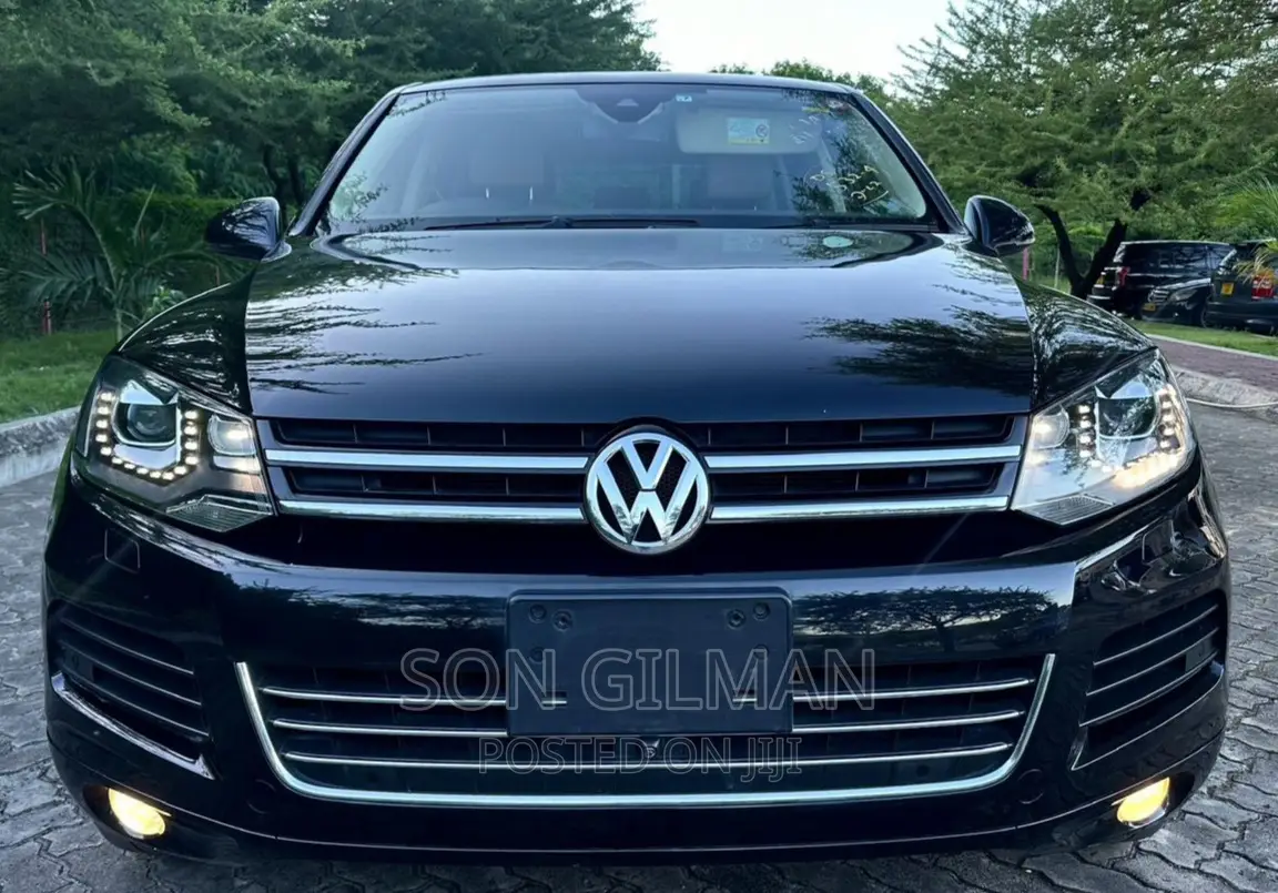 Volkswagen Touareg 2013 Black