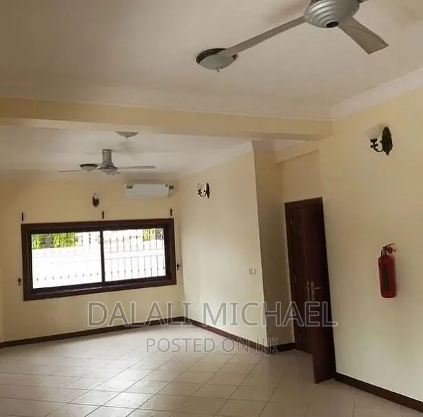6bdrm Bungalow in Mikocheni for rent