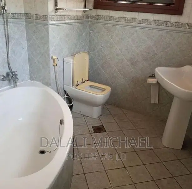 6bdrm Bungalow in Mikocheni for rent
