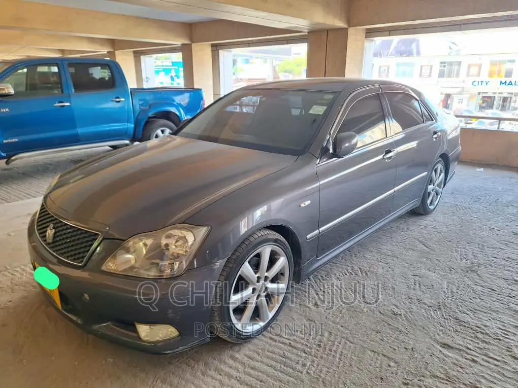 Toyota Crown 2007 Gray