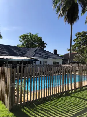 3bdrm House in Beach House for sale
