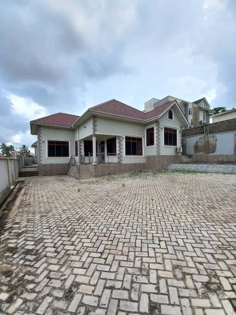 4bdrm House in Goba Kanisani for rent