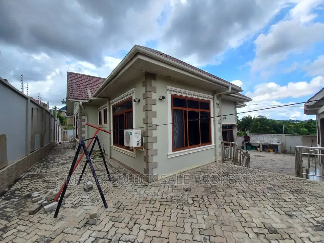 4bdrm House in Goba Kanisani for rent