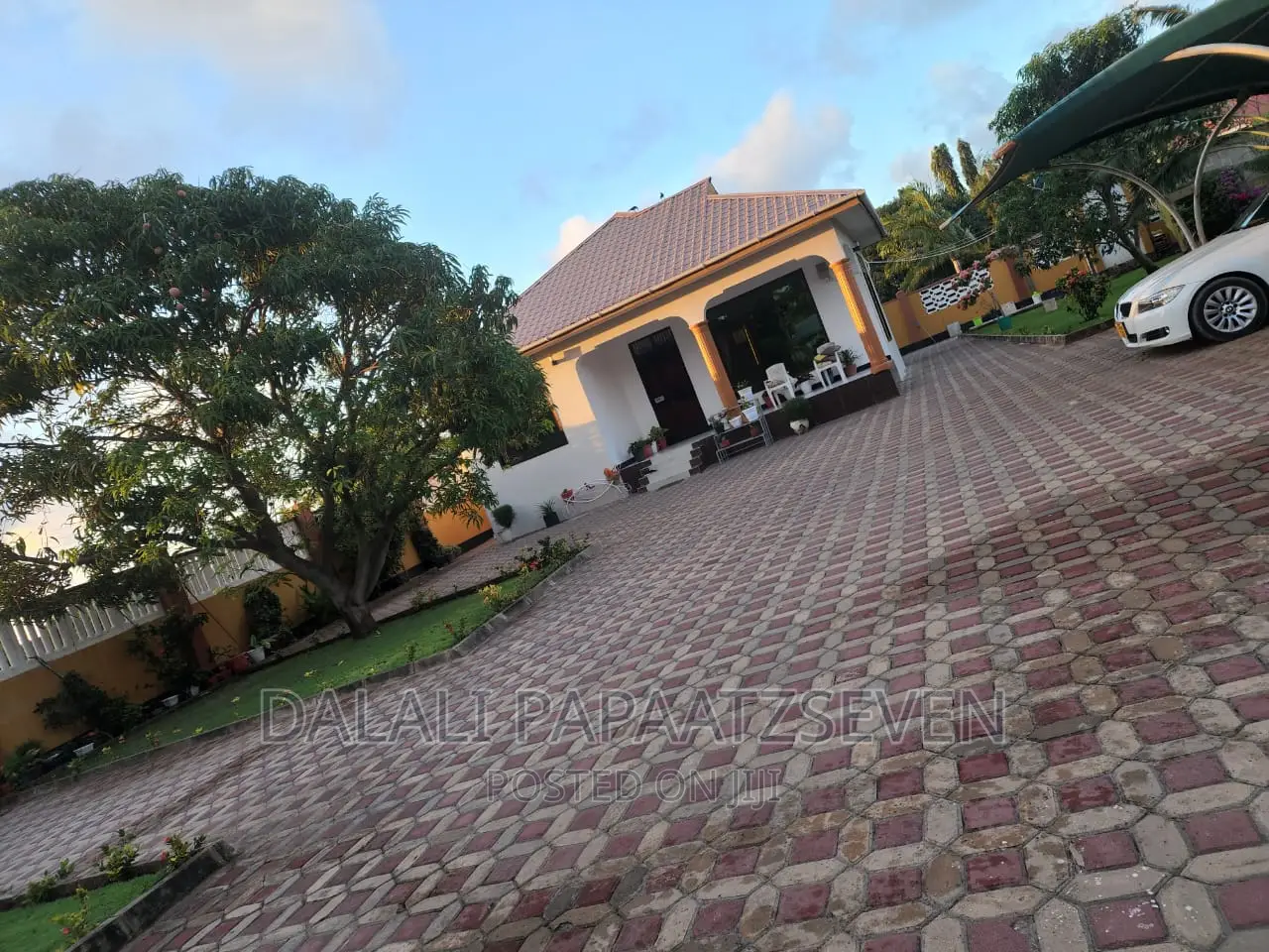 3bdrm House in Dalalipapaatzseven, Kinondoni for rent