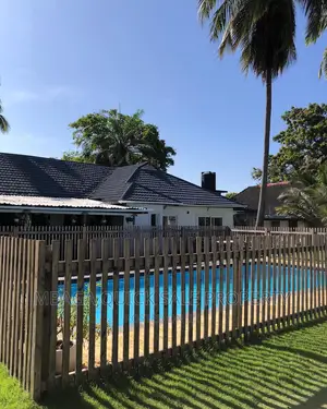 3bdrm House in Beach House  For for sale