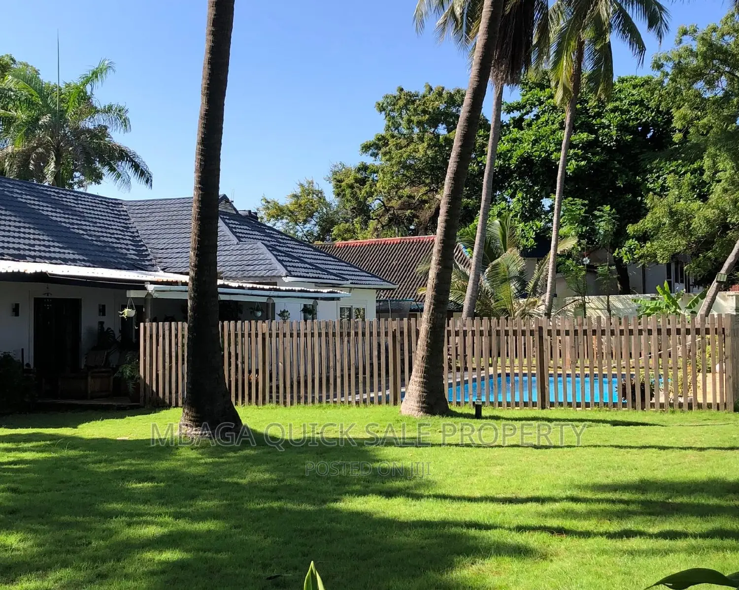 3bdrm House in Beach House  For for sale