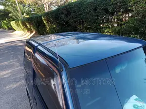 Mitsubishi Pajero 2000 Blue
