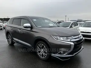 Mitsubishi Outlander 2017 Gray