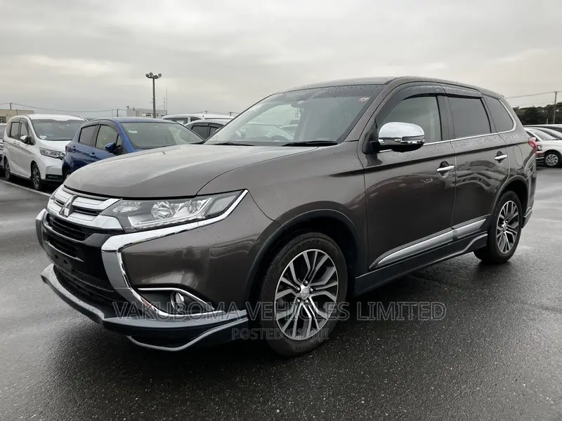 Mitsubishi Outlander 2017 Gray