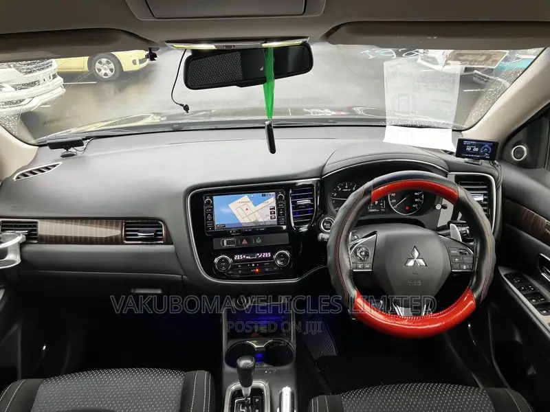 Mitsubishi Outlander 2017 Gray