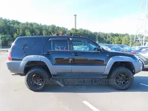 Toyota Hilux Surf 2003 Black