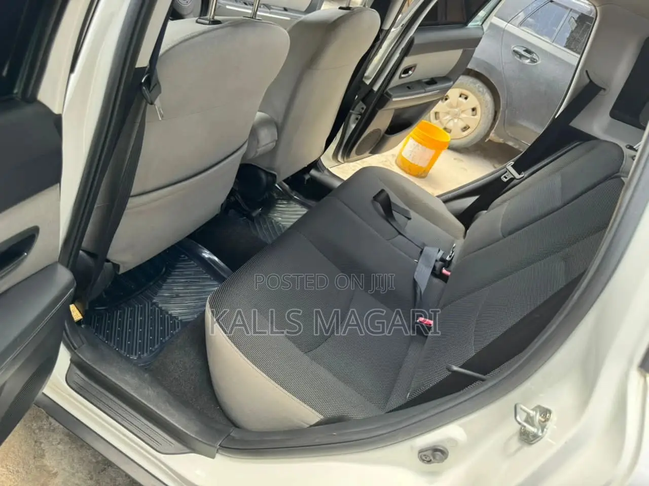 Mazda Verisa 2008 White