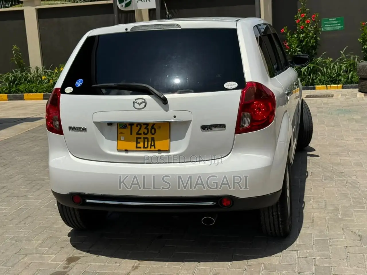 Mazda Verisa 2008 White